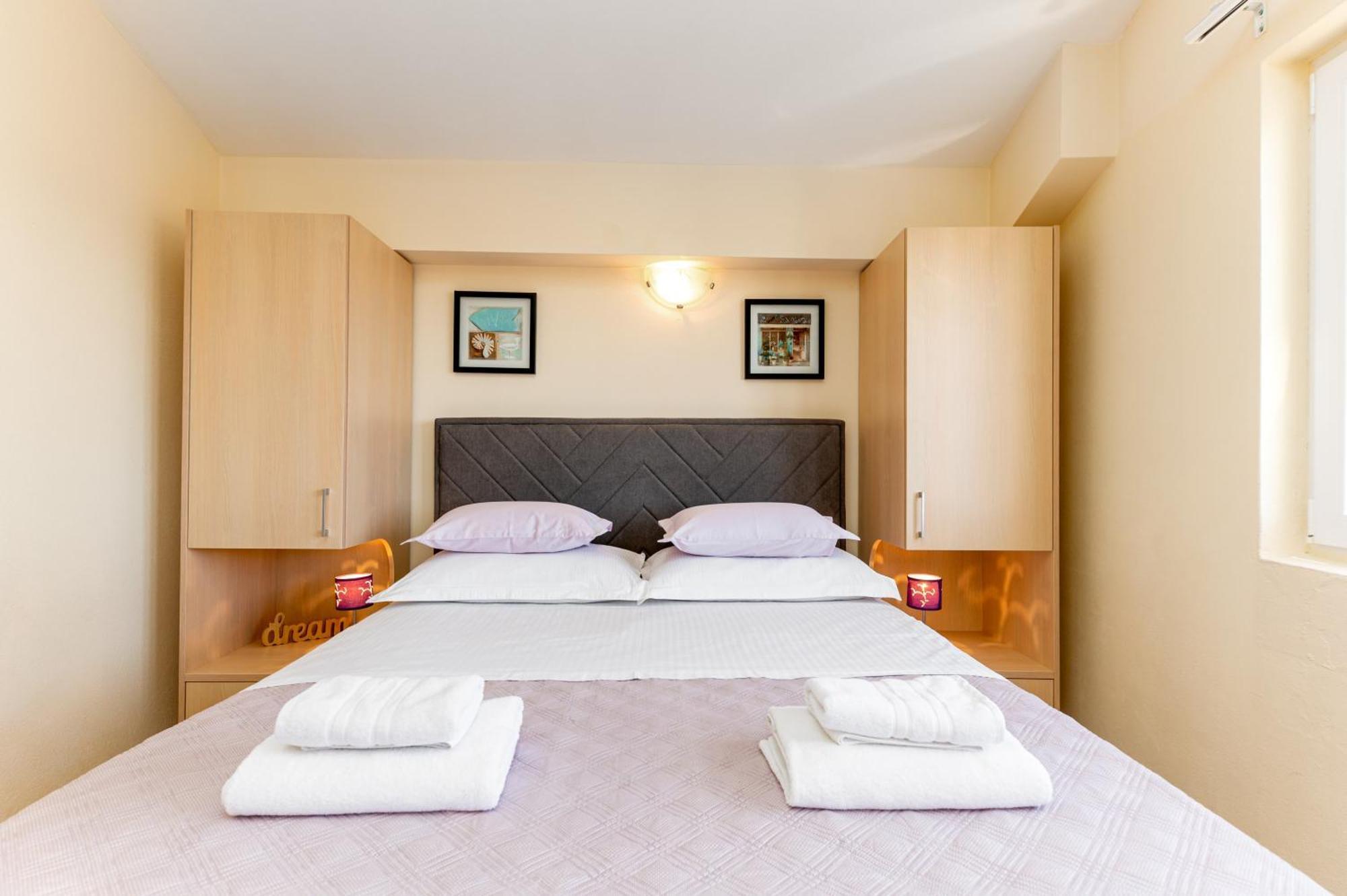 Apartments Gisela Makarska Habitación foto